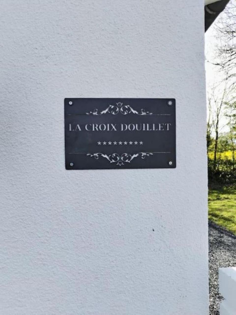 Villa La Croix Douillet Gavray-sur-Sienne Exterior foto